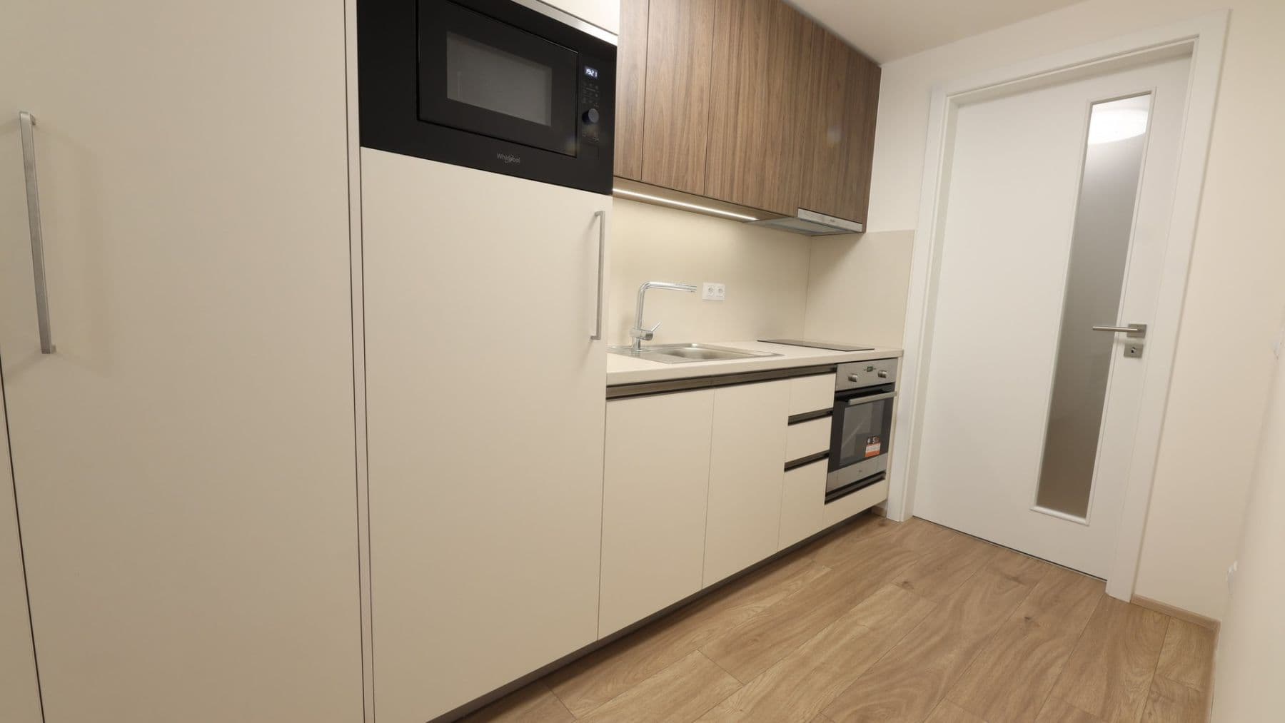 Pronájem bytu 1+kk 38 m², Hartigova, Praha, Praha Pronájem bytu 1+kk 38 m², Hartigova, Praha, Praha