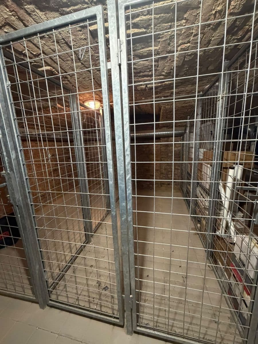 Pronájem nebytového prostoru 3 m², Dejvická, Praha, Praha Pronájem nebytového prostoru 3 m², Dejvická, Praha, Praha