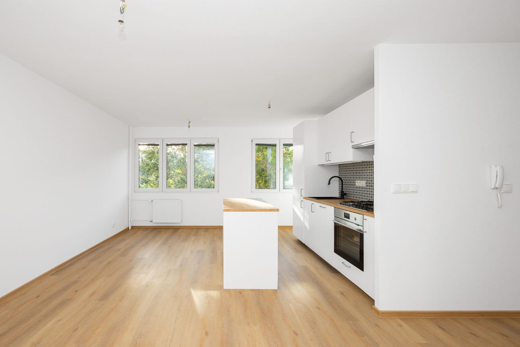 Prodej bytu 3+kk 62 m², Ohrazenická, Pardubice, Pardubický kraj Prodej bytu 3+kk 62 m², Ohrazenická, Pardubice, Pardubický kraj