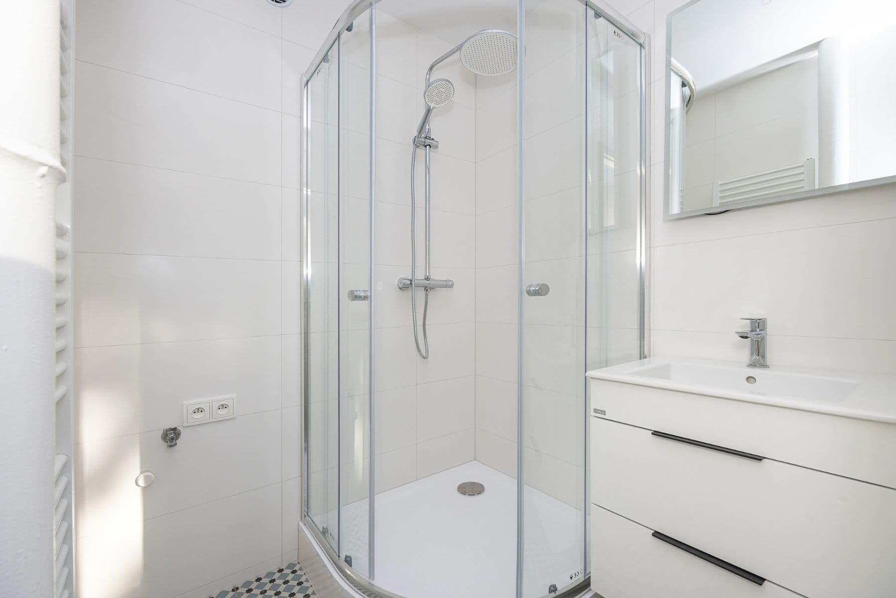 Prodej bytu 3+kk 62 m², Ohrazenická, Pardubice, Pardubický kraj Prodej bytu 3+kk 62 m², Ohrazenická, Pardubice, Pardubický kraj