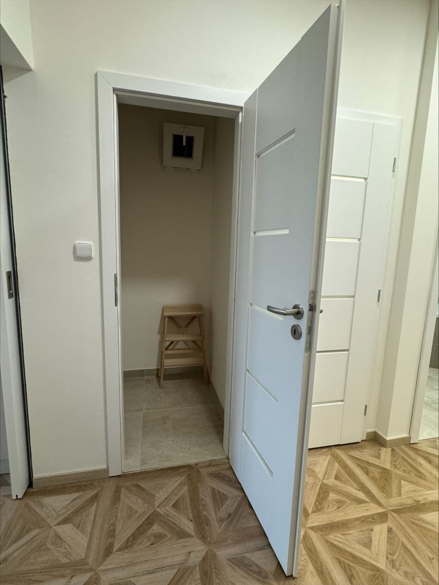 Prodej bytu 2+kk 42 m², Čihákova, Praha, Praha Prodej bytu 2+kk 42 m², Čihákova, Praha, Praha
