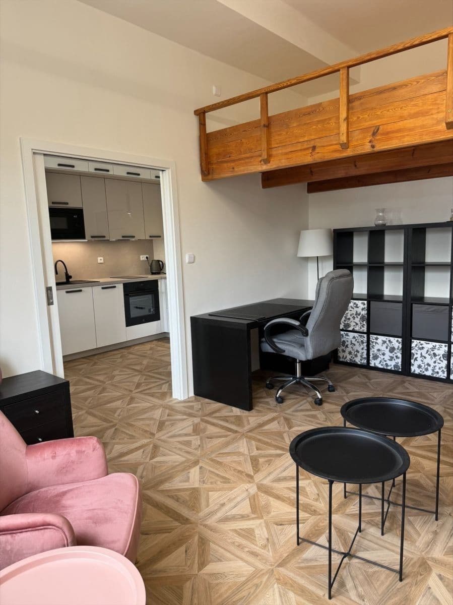 Prodej bytu 2+kk 42 m², Čihákova, Praha, Praha Prodej bytu 2+kk 42 m², Čihákova, Praha, Praha