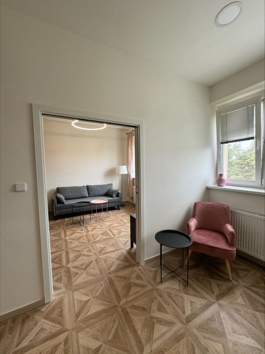 Prodej bytu 2+kk 42 m², Čihákova, Praha, Praha Prodej bytu 2+kk 42 m², Čihákova, Praha, Praha