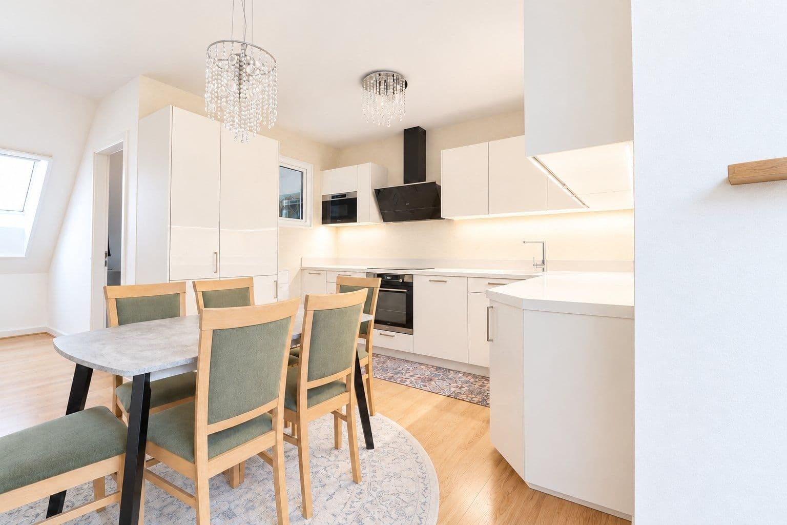 Pronájem bytu 4+kk 93 m², Urxova, Praha, Praha Pronájem bytu 4+kk 93 m², Urxova, Praha, Praha