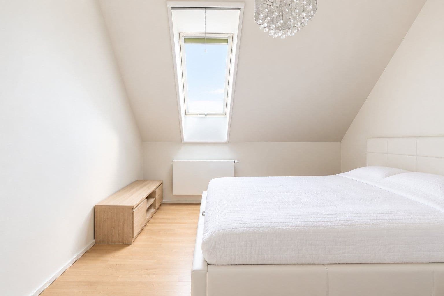 Pronájem bytu 4+kk 93 m², Urxova, Praha, Praha Pronájem bytu 4+kk 93 m², Urxova, Praha, Praha