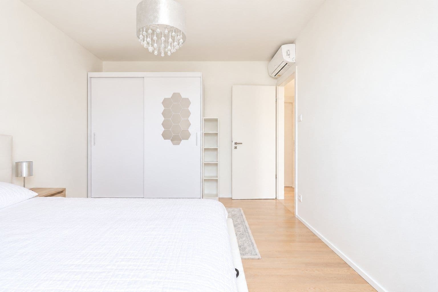 Pronájem bytu 4+kk 93 m², Urxova, Praha, Praha Pronájem bytu 4+kk 93 m², Urxova, Praha, Praha
