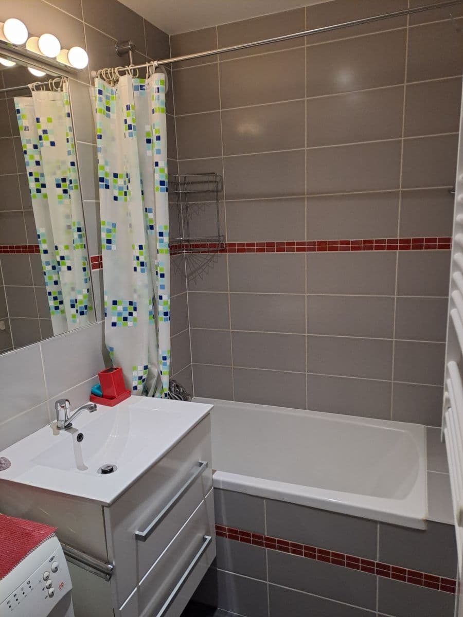 Prodej bytu 2+kk 43 m², K Dolům, Praha, Praha Prodej bytu 2+kk 43 m², K Dolům, Praha, Praha