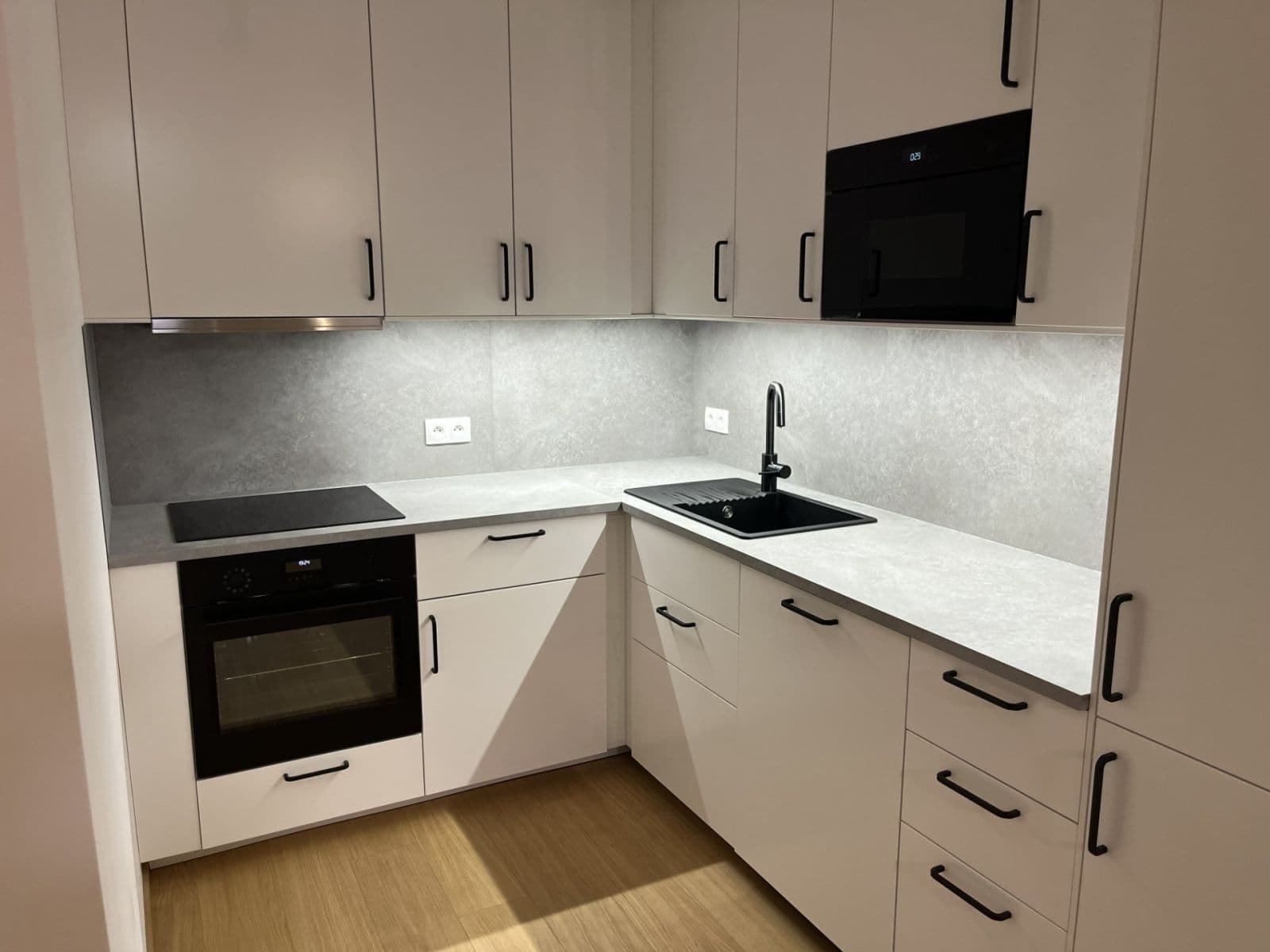 Pronájem bytu 2+kk 53 m², Za Pískovnou, Praha, Praha Pronájem bytu 2+kk 53 m², Za Pískovnou, Praha, Praha