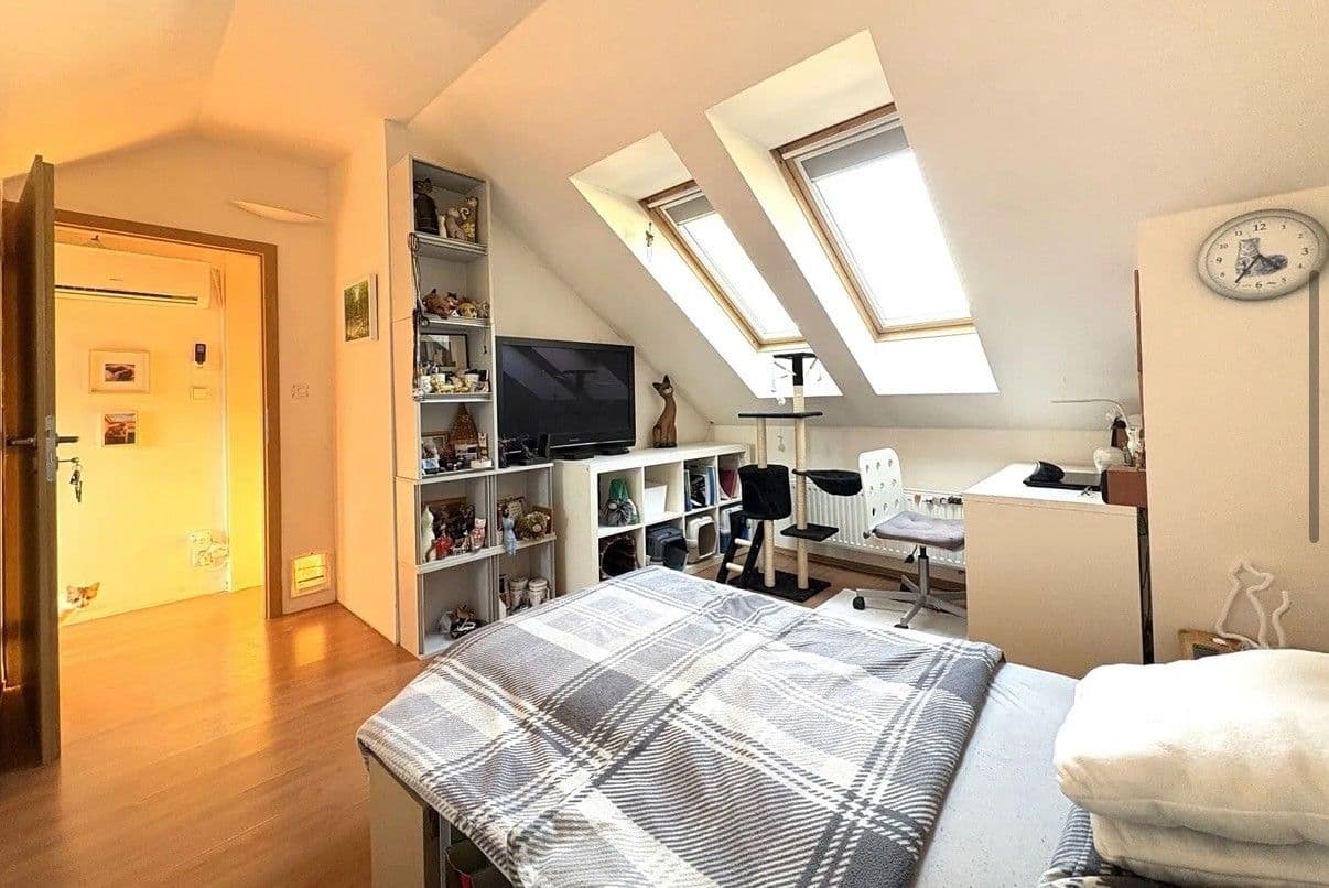 Prodej bytu 2+kk 44 m², Buchovcova, Praha, Praha Prodej bytu 2+kk 44 m², Buchovcova, Praha, Praha
