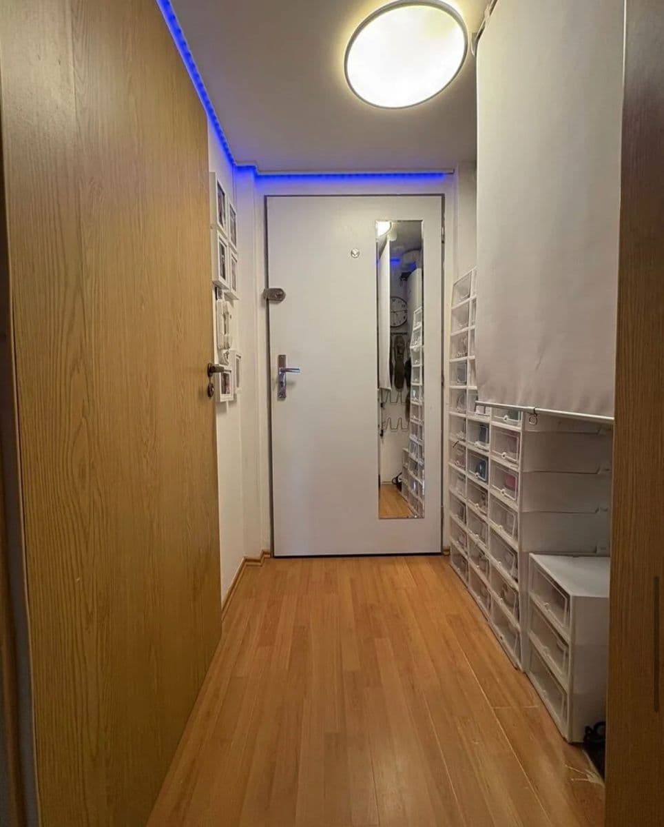 Prodej bytu 2+kk 44 m², Buchovcova, Praha, Praha Prodej bytu 2+kk 44 m², Buchovcova, Praha, Praha