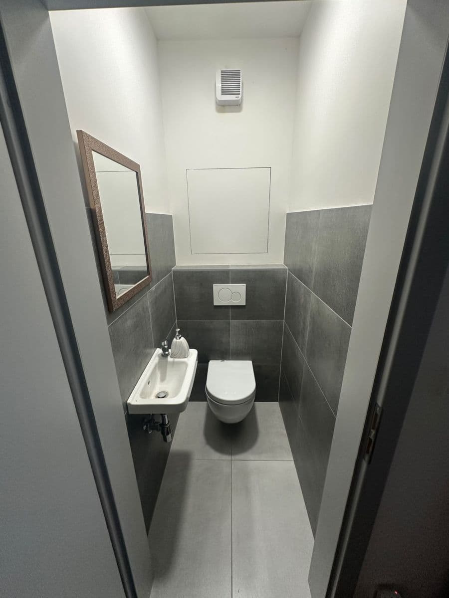 Prodej bytu 1+kk 38 m², Tovární, Olomouc, Olomoucký kraj Prodej bytu 1+kk 38 m², Tovární, Olomouc, Olomoucký kraj