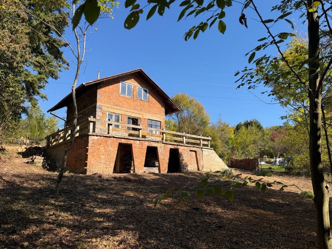 Prodej chaty, chalupy 66 m², pozemek 1.033 m², Jílové u Prahy, Středočeský kraj Prodej chaty, chalupy 66 m², pozemek 1.033 m², Jílové u Prahy, Středočeský kraj