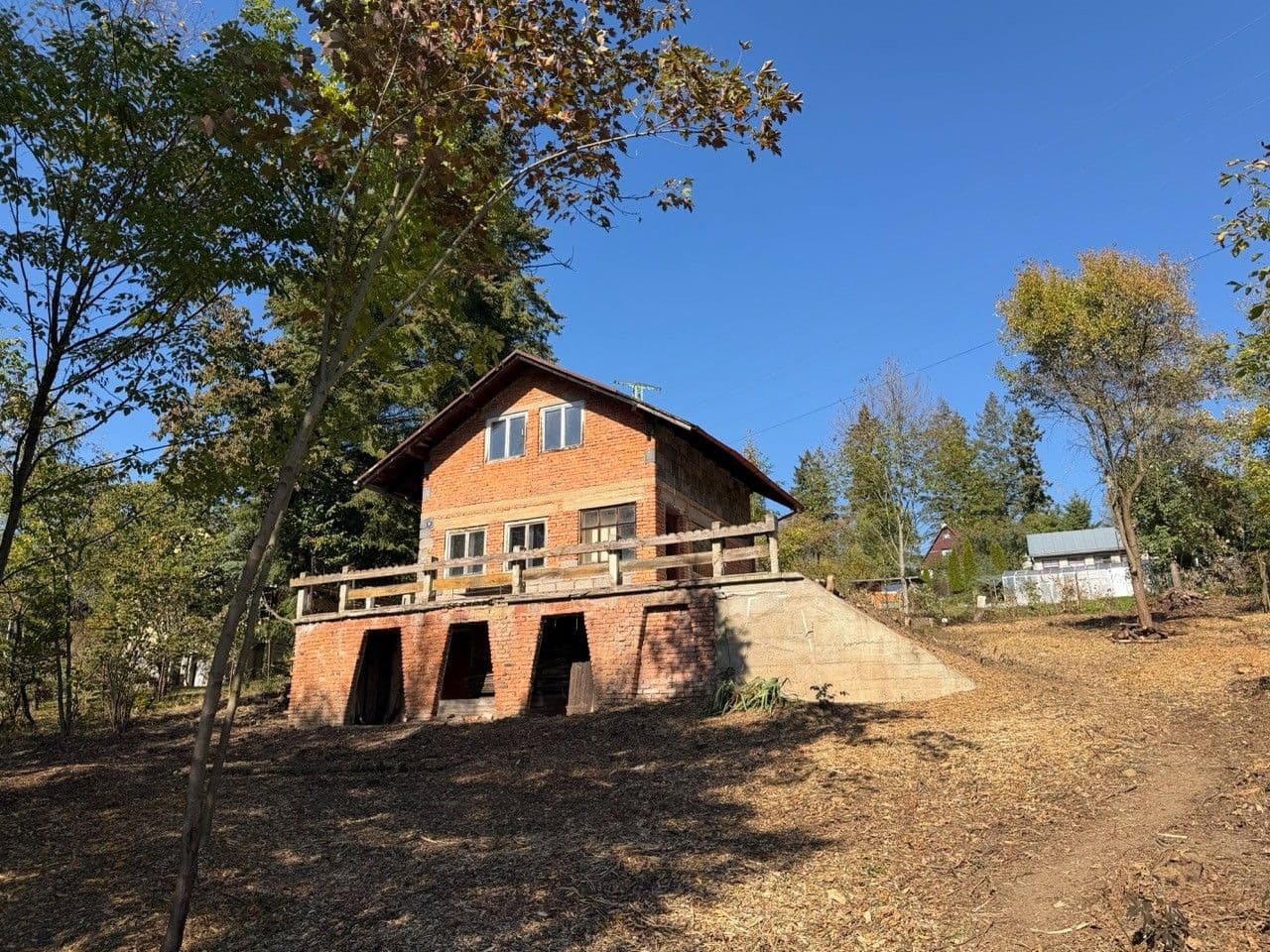 Prodej chaty, chalupy 66 m², pozemek 1.033 m², Jílové u Prahy, Středočeský kraj Prodej chaty, chalupy 66 m², pozemek 1.033 m², Jílové u Prahy, Středočeský kraj