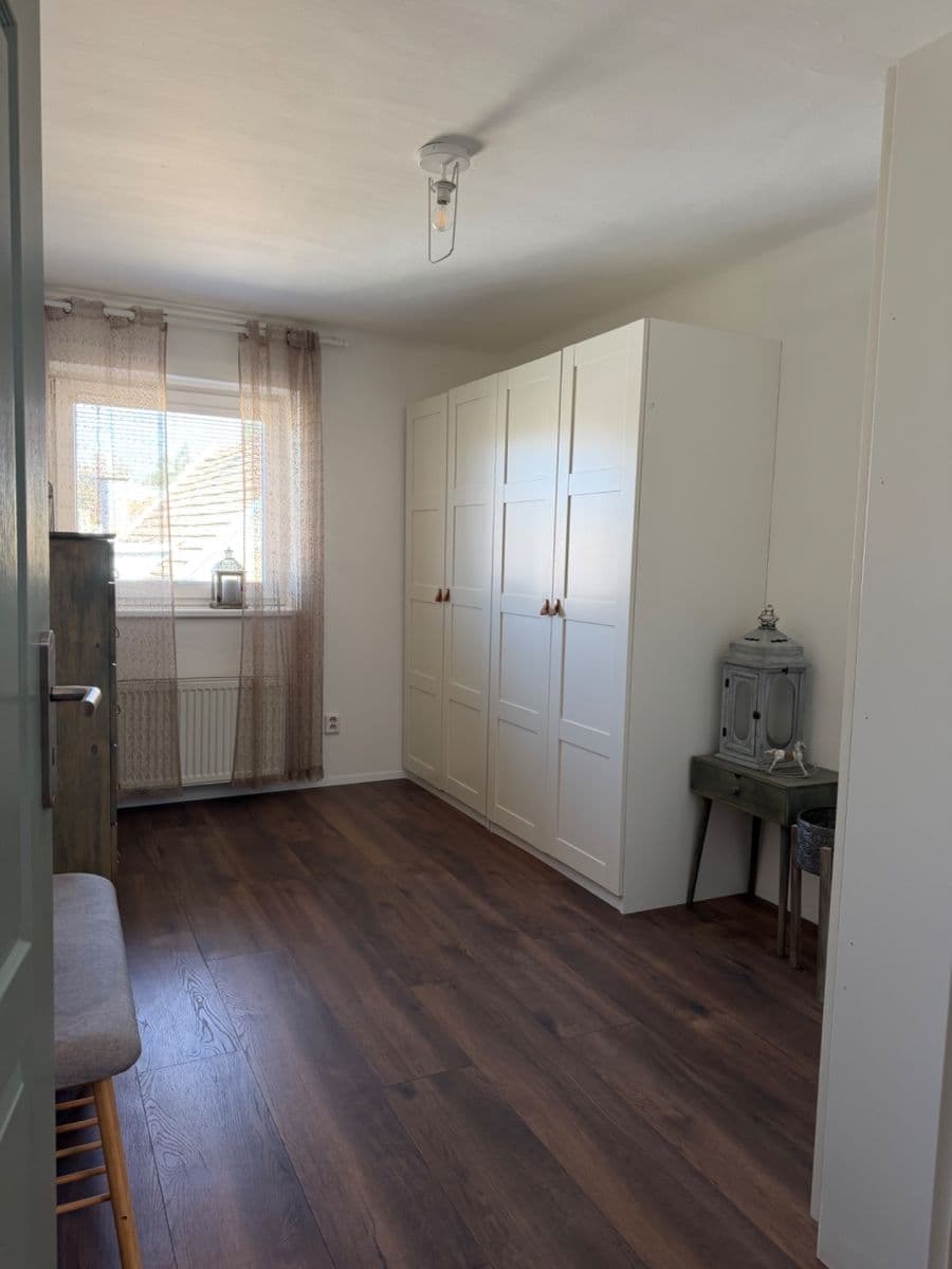 Pronájem bytu 3+1 78 m², Doležalova, Brno, Jihomoravský kraj Pronájem bytu 3+1 78 m², Doležalova, Brno, Jihomoravský kraj