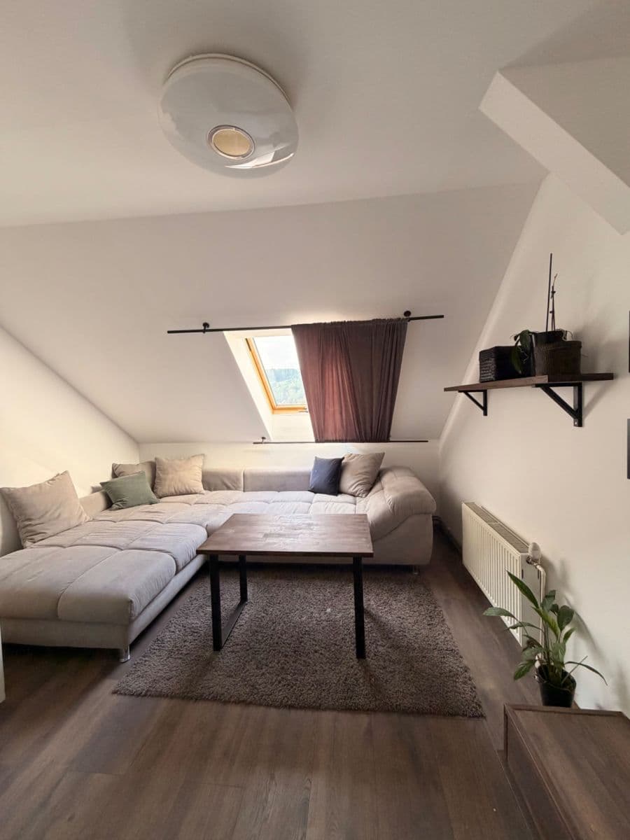 Pronájem bytu 3+1 78 m², Doležalova, Brno, Jihomoravský kraj Pronájem bytu 3+1 78 m², Doležalova, Brno, Jihomoravský kraj