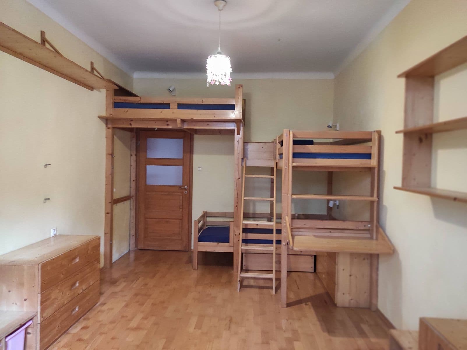 Pronájem bytu 5+kk 111 m², Štefánikova, Brno, Jihomoravský kraj Pronájem bytu 5+kk 111 m², Štefánikova, Brno, Jihomoravský kraj