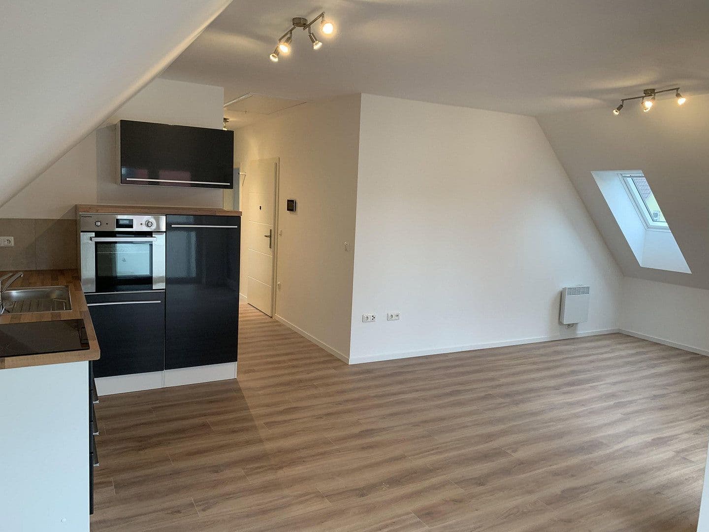 Pronájem bytu 3+1 75 m², Kirchstraße 26d, Ober-Ramstadt, Hessen Pronájem bytu 3+1 75 m², Kirchstraße 26d, Ober-Ramstadt, Hessen