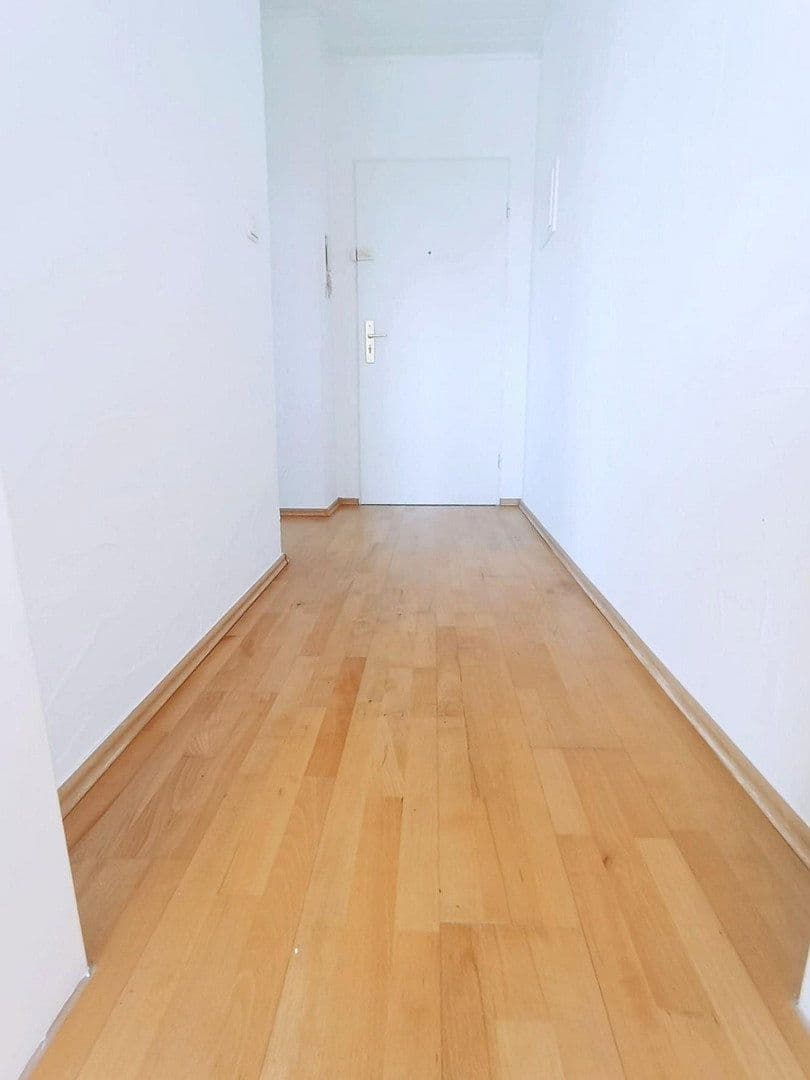 Pronájem bytu 2+1 56 m², Am Kreuzstein, Maintal, Hessen Pronájem bytu 2+1 56 m², Am Kreuzstein, Maintal, Hessen