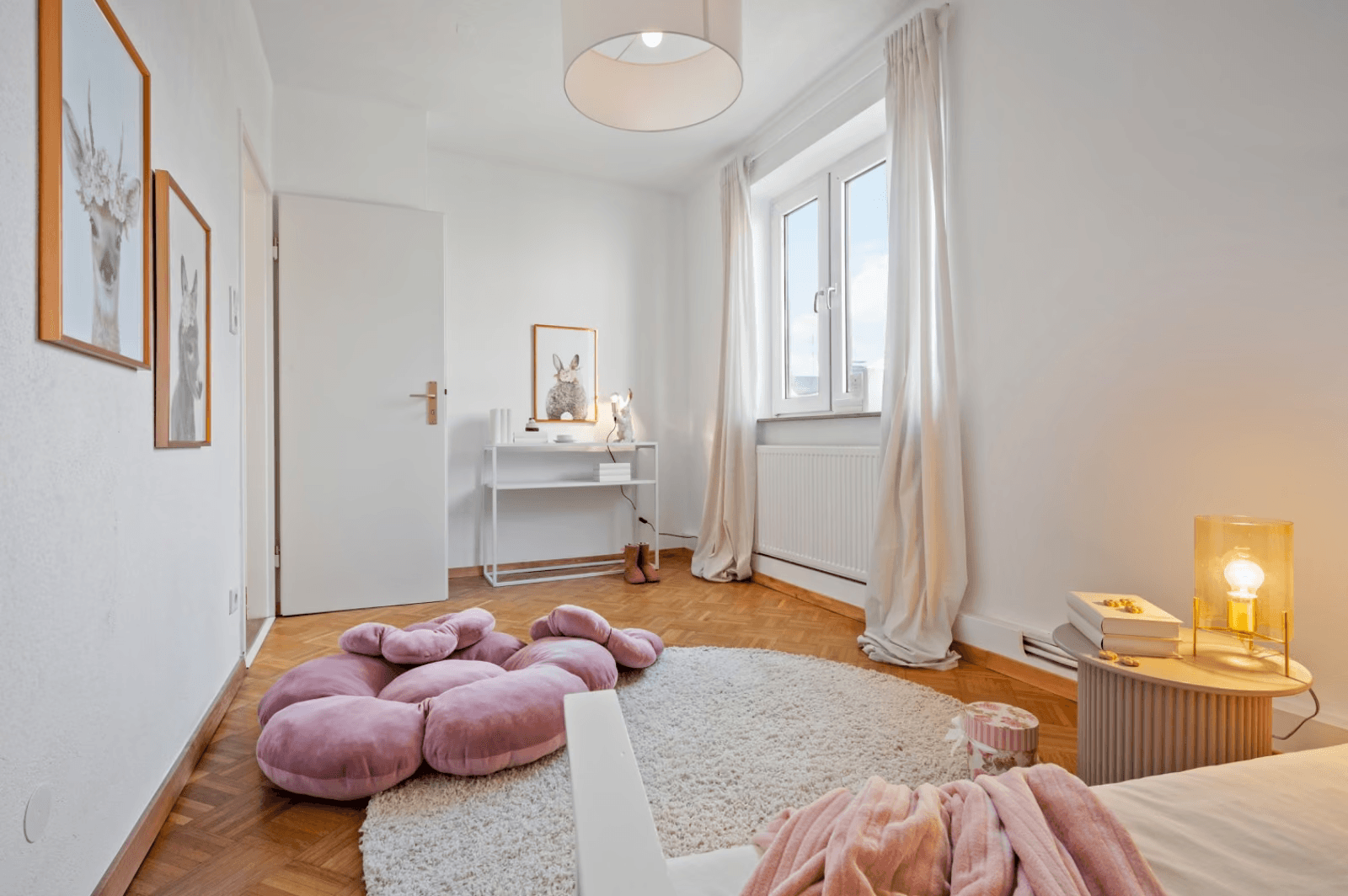 Pronájem bytu 3+1 90 m², Frankfurt am Main - Nieder-Eschbach, Hessen Pronájem bytu 3+1 90 m², Frankfurt am Main - Nieder-Eschbach, Hessen