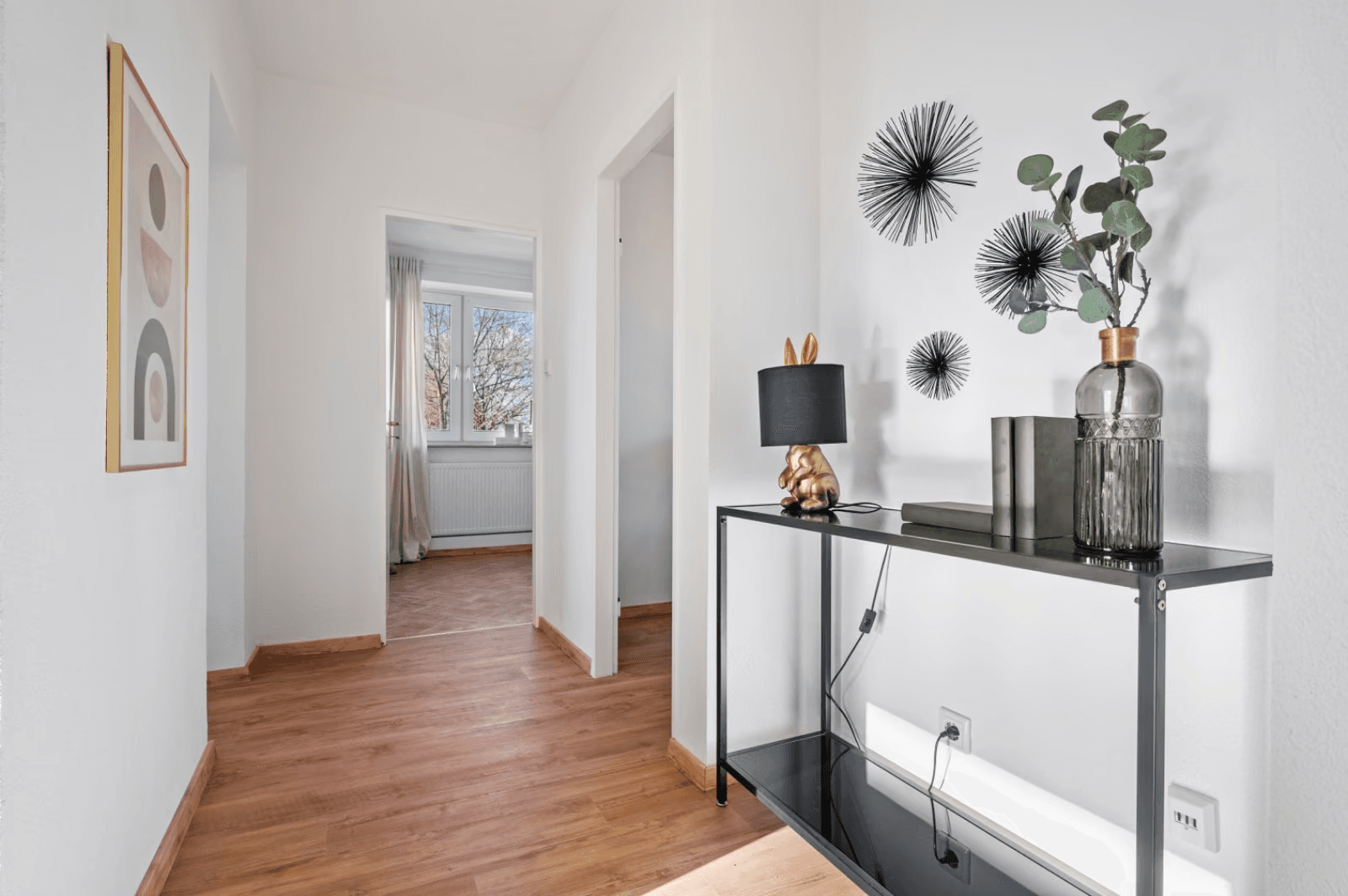 Pronájem bytu 3+1 90 m², Frankfurt am Main - Nieder-Eschbach, Hessen Pronájem bytu 3+1 90 m², Frankfurt am Main - Nieder-Eschbach, Hessen