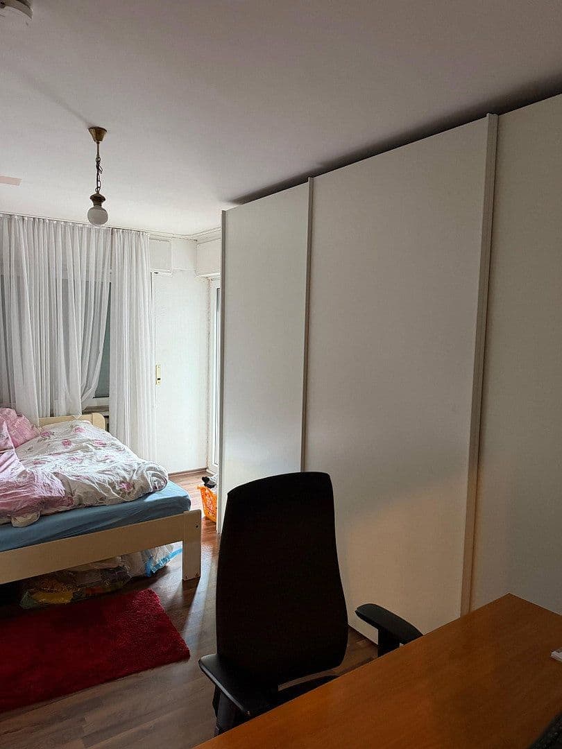 Pronájem bytu 3+1 76 m², Münstergarten 71, Bornheim, Severní Porýní-Vestfálsko Pronájem bytu 3+1 76 m², Münstergarten 71, Bornheim, Severní Porýní-Vestfálsko