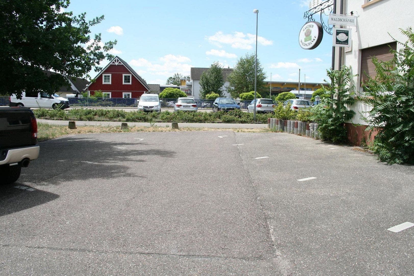 Prodej nebytového prostoru 2.000 m², Herrenalber Straße 1, Rheinstetten, Bádensko-Württembersko Prodej nebytového prostoru 2.000 m², Herrenalber Straße 1, Rheinstetten, Bádensko-Württembersko