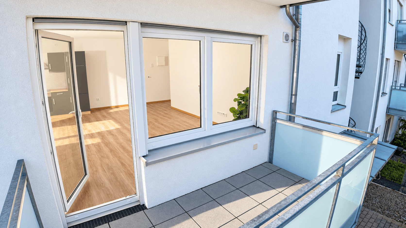 Pronájem bytu 2+1 50 m², Frankfurt am Main, Hessen Pronájem bytu 2+1 50 m², Frankfurt am Main, Hessen