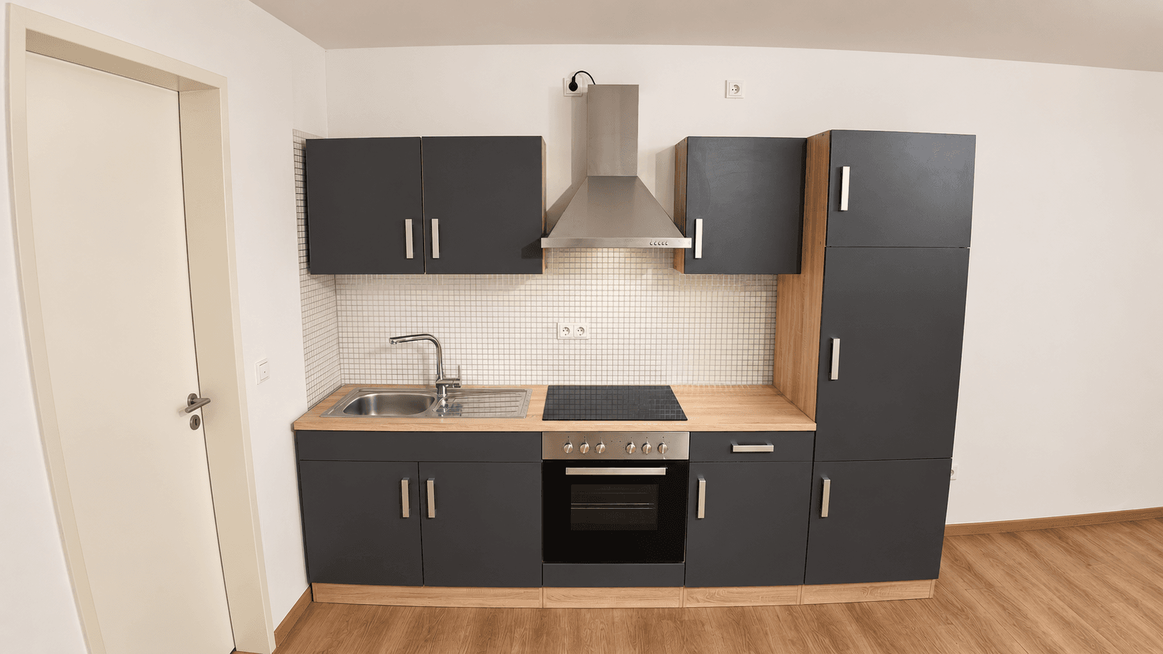 Pronájem bytu 2+1 50 m², Frankfurt am Main, Hessen Pronájem bytu 2+1 50 m², Frankfurt am Main, Hessen