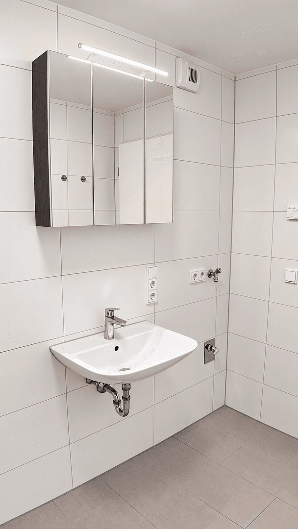 Pronájem bytu 2+1 50 m², Frankfurt am Main, Hessen Pronájem bytu 2+1 50 m², Frankfurt am Main, Hessen