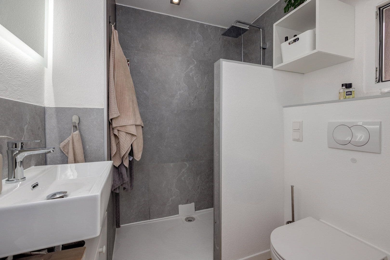 Prodej domu 160 m², pozemek 657 m², Ingelheim am Rhein, Porýní-Falc Prodej domu 160 m², pozemek 657 m², Ingelheim am Rhein, Porýní-Falc