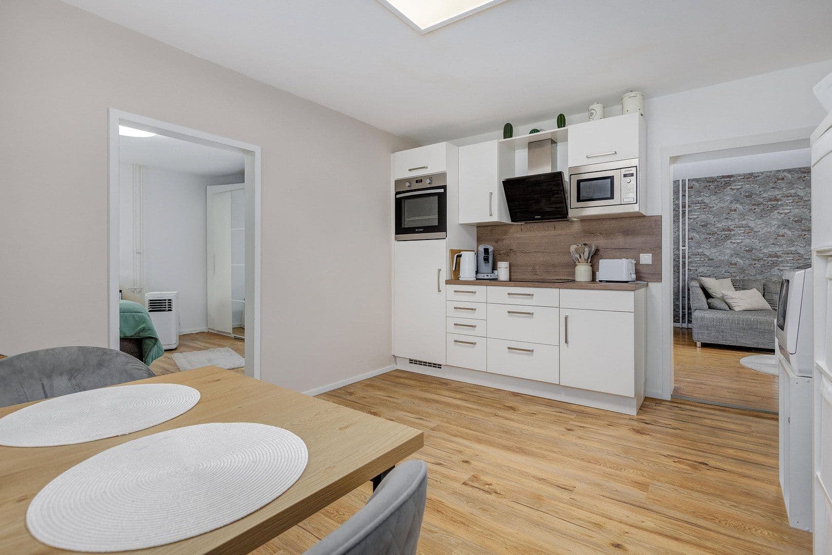 Prodej domu 160 m², pozemek 657 m², Ingelheim am Rhein, Porýní-Falc Prodej domu 160 m², pozemek 657 m², Ingelheim am Rhein, Porýní-Falc