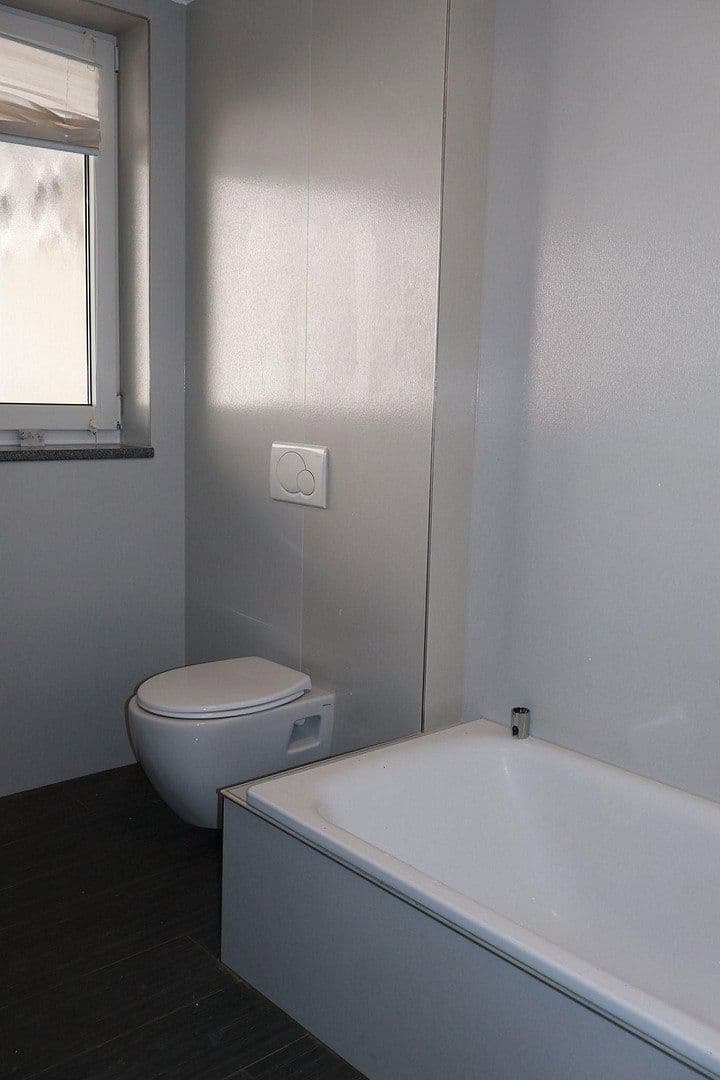Pronájem bytu 3+kk 119 m², Wehr, Bádensko-Württembersko Pronájem bytu 3+kk 119 m², Wehr, Bádensko-Württembersko