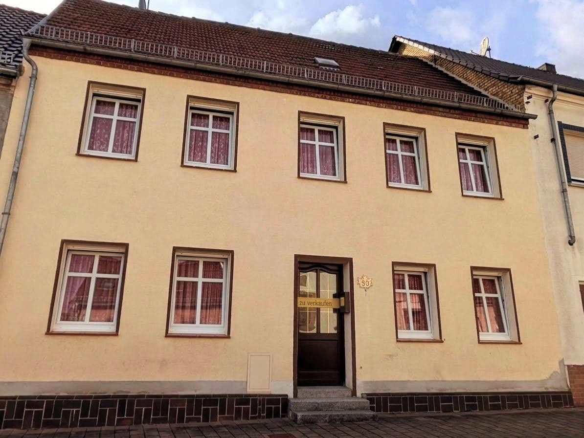 Prodej domu 140 m², pozemek 1.128 m², Burgstraße 50, Zahna-Elster, Sasko-Anhaltsko Prodej domu 140 m², pozemek 1.128 m², Burgstraße 50, Zahna-Elster, Sasko-Anhaltsko