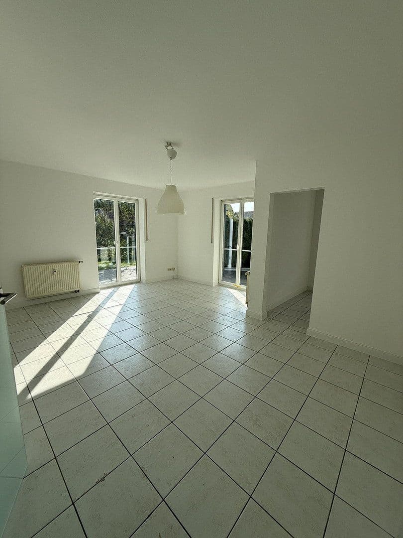 Prodej bytu 4+1 100 m², Hirschaid, Bavorsko Prodej bytu 4+1 100 m², Hirschaid, Bavorsko
