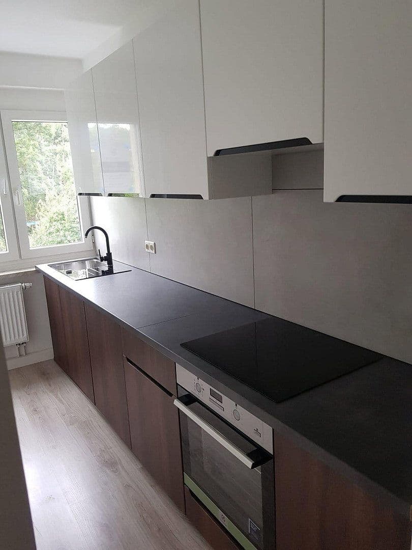 Pronájem bytu 3+1 68 m², Seligenstädter Straße 12, Gera - Aga, Durynsko Pronájem bytu 3+1 68 m², Seligenstädter Straße 12, Gera - Aga, Durynsko