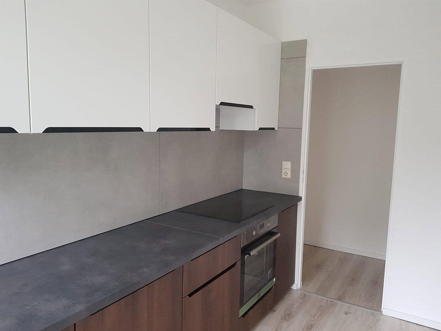 Pronájem bytu 3+1 68 m², Seligenstädter Straße 12, Gera - Aga, Durynsko Pronájem bytu 3+1 68 m², Seligenstädter Straße 12, Gera - Aga, Durynsko