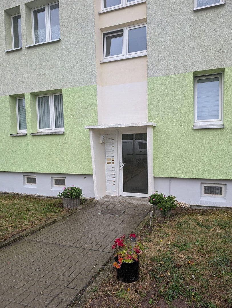 Pronájem bytu 3+1 68 m², Seligenstädter Straße 12, Gera - Aga, Durynsko Pronájem bytu 3+1 68 m², Seligenstädter Straße 12, Gera - Aga, Durynsko