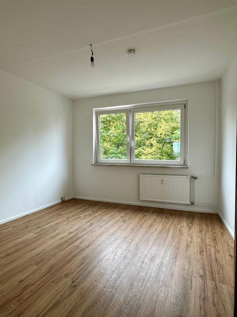 Pronájem bytu 2+1 52 m², Otto-Worms-Straße, Gera, Durynsko Pronájem bytu 2+1 52 m², Otto-Worms-Straße, Gera, Durynsko