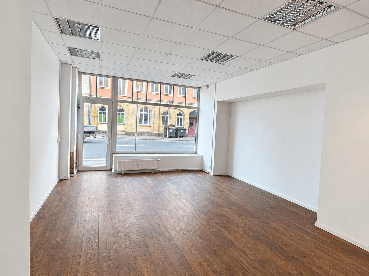 Pronájem kanceláře 59 m², Dresdner Straße 275, Freital, Sasko Pronájem kanceláře 59 m², Dresdner Straße 275, Freital, Sasko