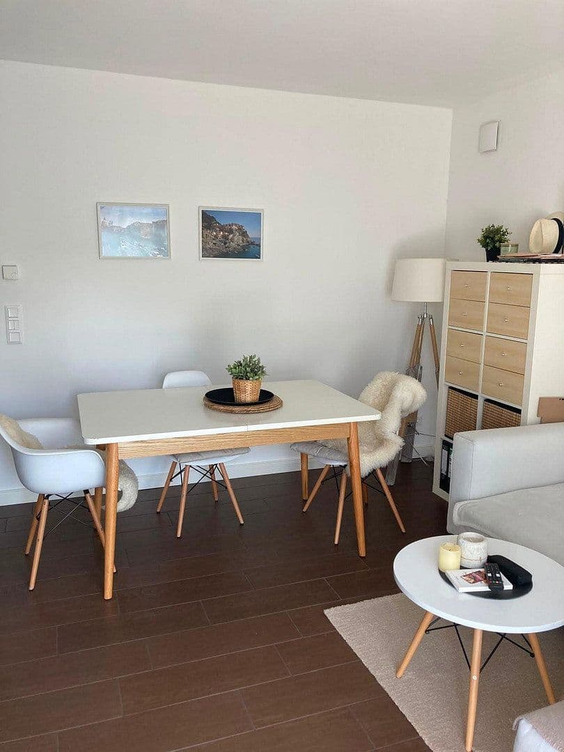 Pronájem bytu 2+1 39 m², Herzogenaurach, Bavorsko Pronájem bytu 2+1 39 m², Herzogenaurach, Bavorsko