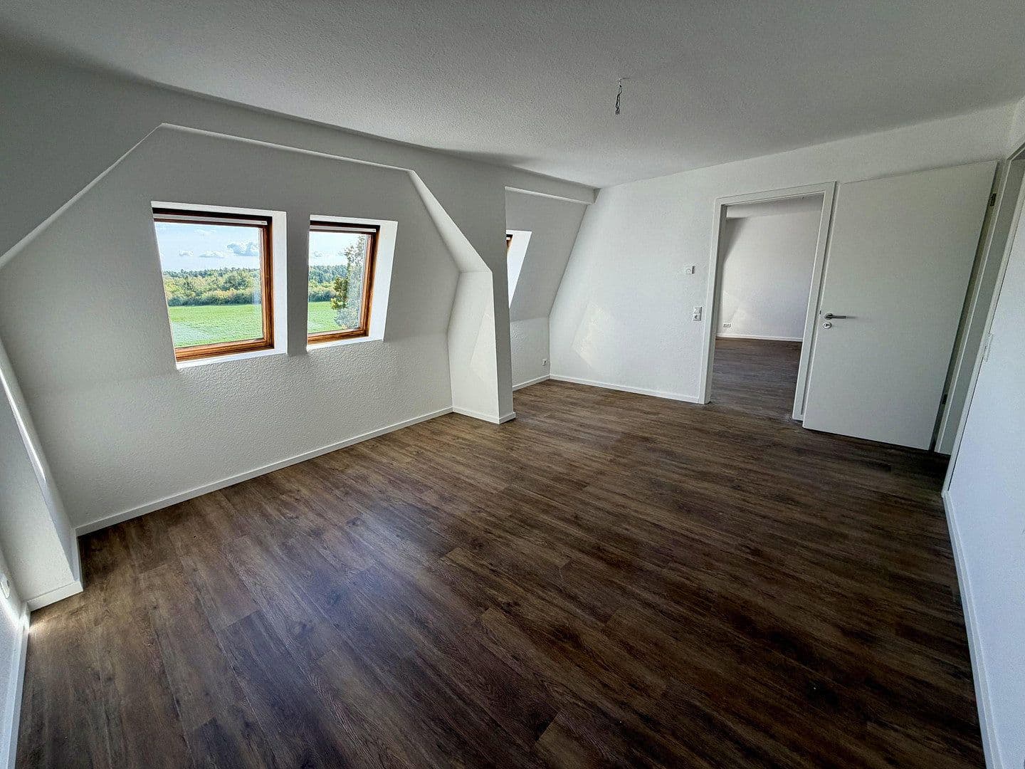 Pronájem bytu 3+1 84 m², Rüdersdofer Straße 33, Rüdersdorf bei Berlin, Braniborsko Pronájem bytu 3+1 84 m², Rüdersdofer Straße 33, Rüdersdorf bei Berlin, Braniborsko
