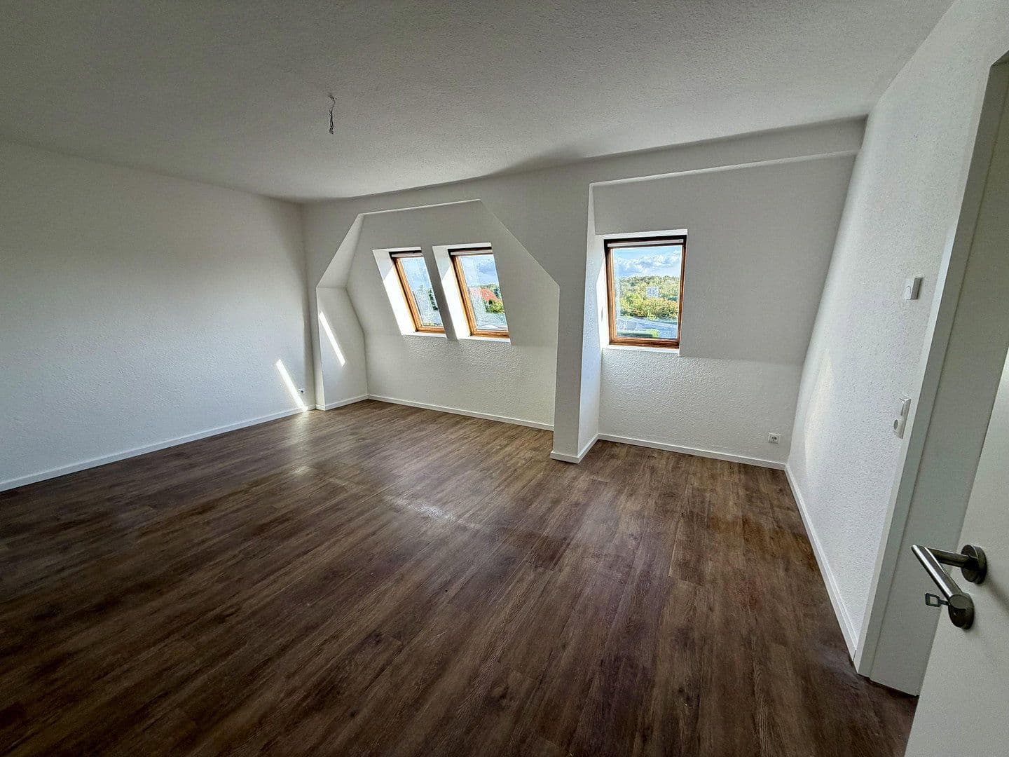 Pronájem bytu 3+1 84 m², Rüdersdofer Straße 33, Rüdersdorf bei Berlin, Braniborsko Pronájem bytu 3+1 84 m², Rüdersdofer Straße 33, Rüdersdorf bei Berlin, Braniborsko