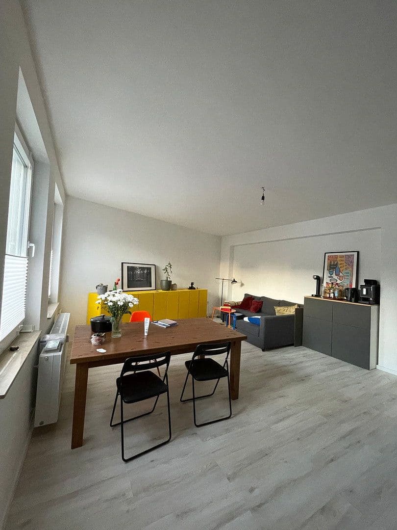 Pronájem bytu 4+1 105 m², Hohe Straße 16, Dortmund, Severní Porýní-Vestfálsko Pronájem bytu 4+1 105 m², Hohe Straße 16, Dortmund, Severní Porýní-Vestfálsko