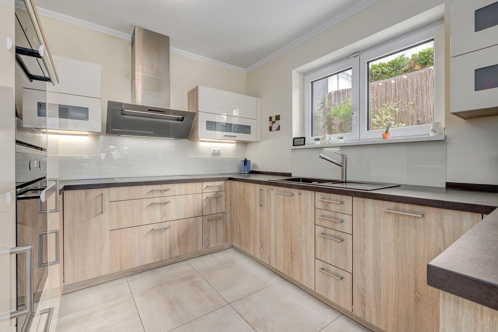 Prodej domu 185 m², pozemek 457 m², Sprendlingen, Porýní-Falc Prodej domu 185 m², pozemek 457 m², Sprendlingen, Porýní-Falc