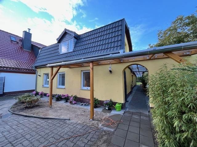 Prodej domu 129 m², pozemek 809 m², Berlin, Berlín Prodej domu 129 m², pozemek 809 m², Berlin, Berlín