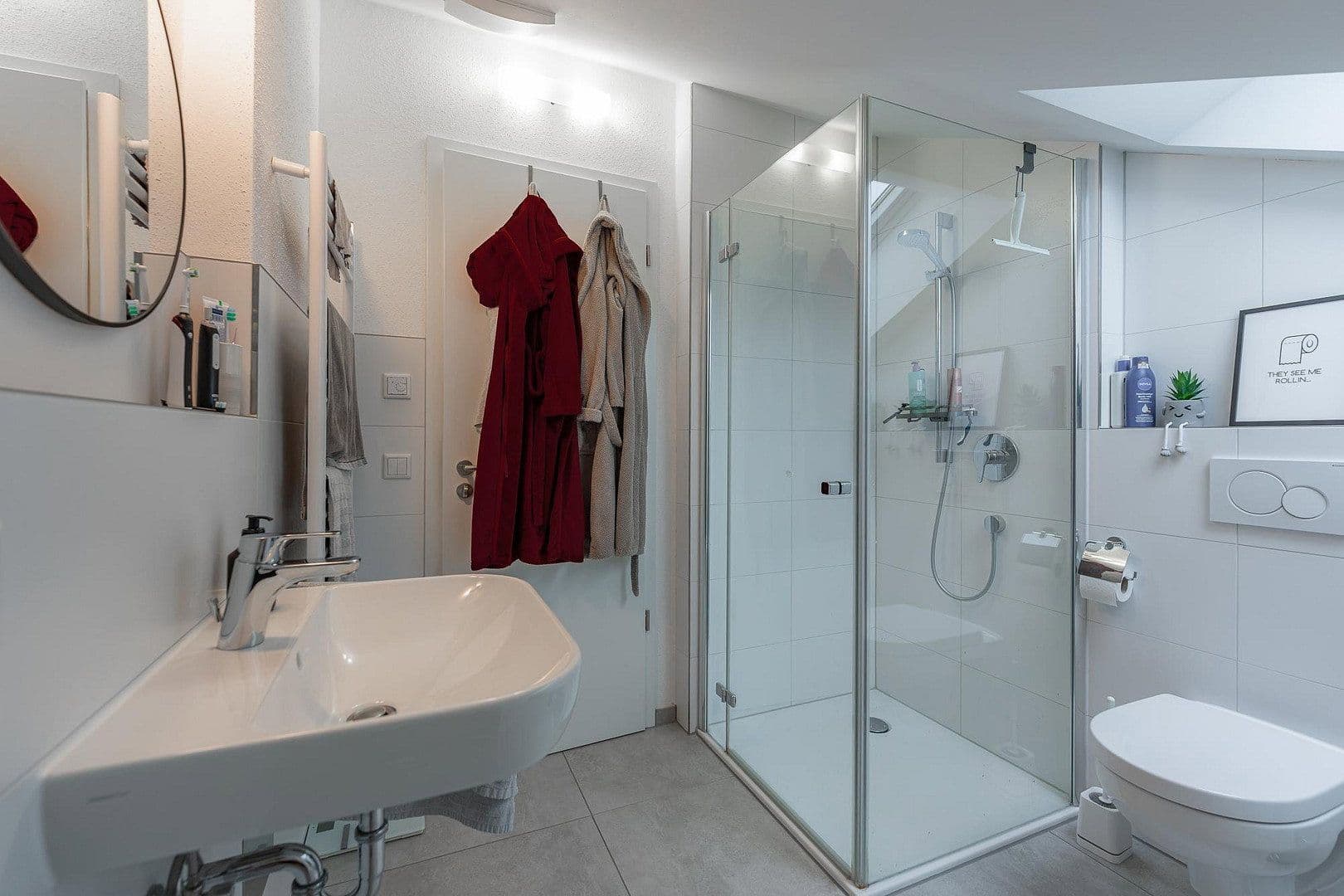 Pronájem bytu 2+1 60 m², Lehrer-Reiter-Str. 1, Grafing b. München, Bavorsko Pronájem bytu 2+1 60 m², Lehrer-Reiter-Str. 1, Grafing b. München, Bavorsko