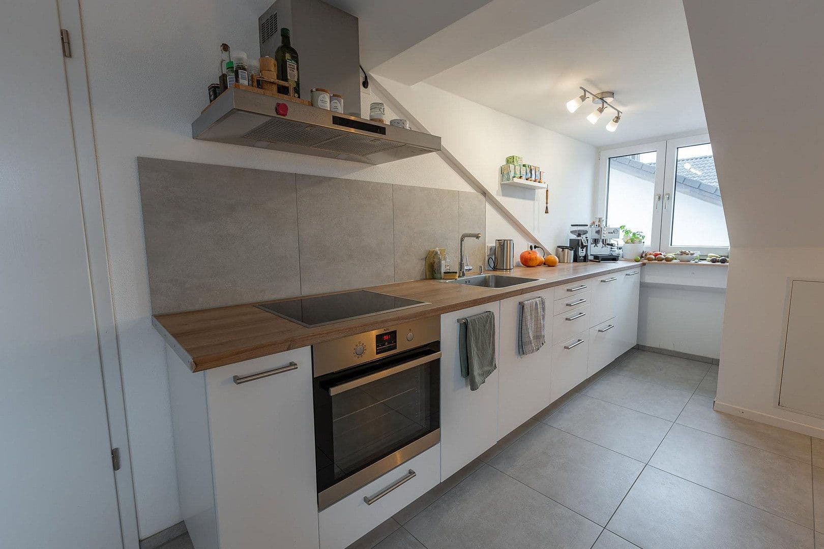 Pronájem bytu 2+1 60 m², Lehrer-Reiter-Str. 1, Grafing b. München, Bavorsko Pronájem bytu 2+1 60 m², Lehrer-Reiter-Str. 1, Grafing b. München, Bavorsko