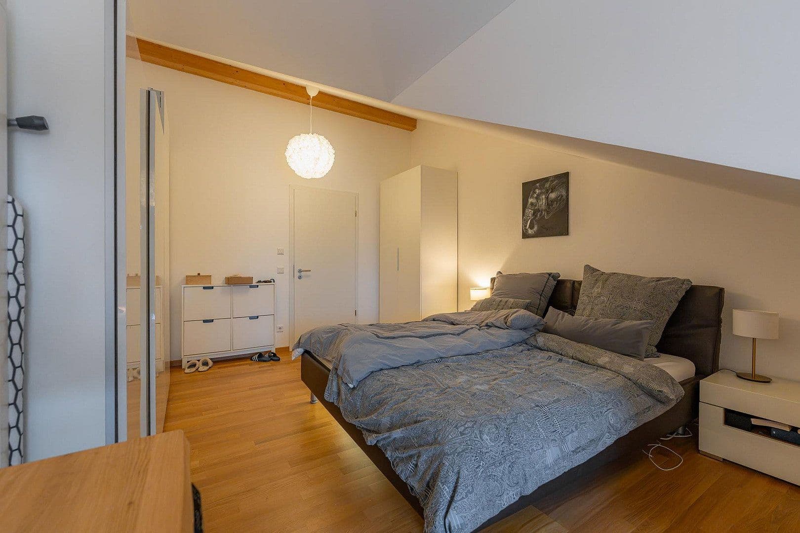 Pronájem bytu 2+1 60 m², Lehrer-Reiter-Str. 1, Grafing b. München, Bavorsko Pronájem bytu 2+1 60 m², Lehrer-Reiter-Str. 1, Grafing b. München, Bavorsko