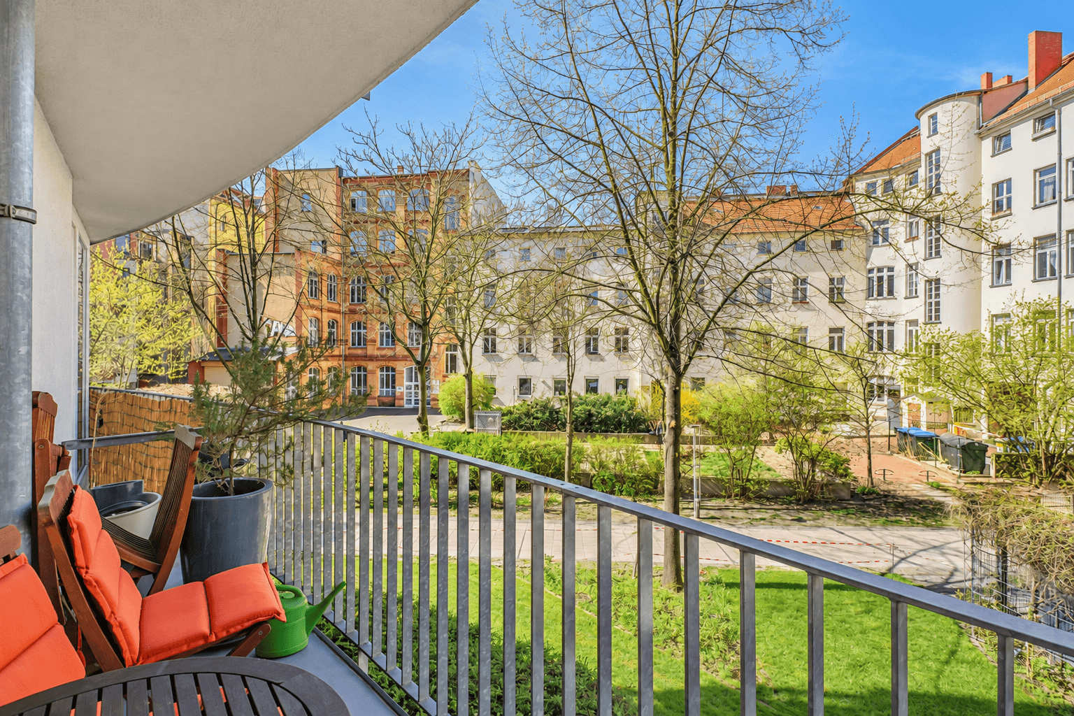 Prodej bytu 1+1 46 m², Dircksenstraße 44, Berlin, Berlín Prodej bytu 1+1 46 m², Dircksenstraße 44, Berlin, Berlín