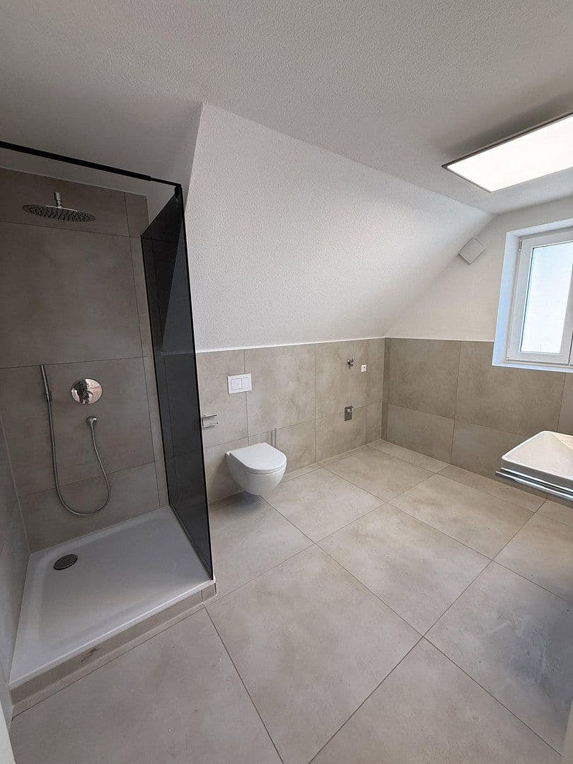 Prodej bytu 3+1 87 m², Gärtringen, Bádensko-Württembersko Prodej bytu 3+1 87 m², Gärtringen, Bádensko-Württembersko